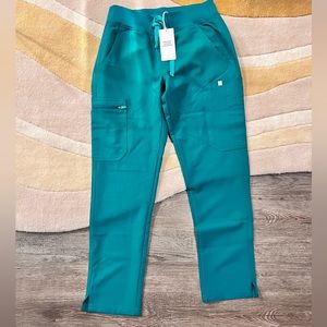 Figs hunter green scrub pants xs petite